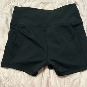 shorts w pockets
